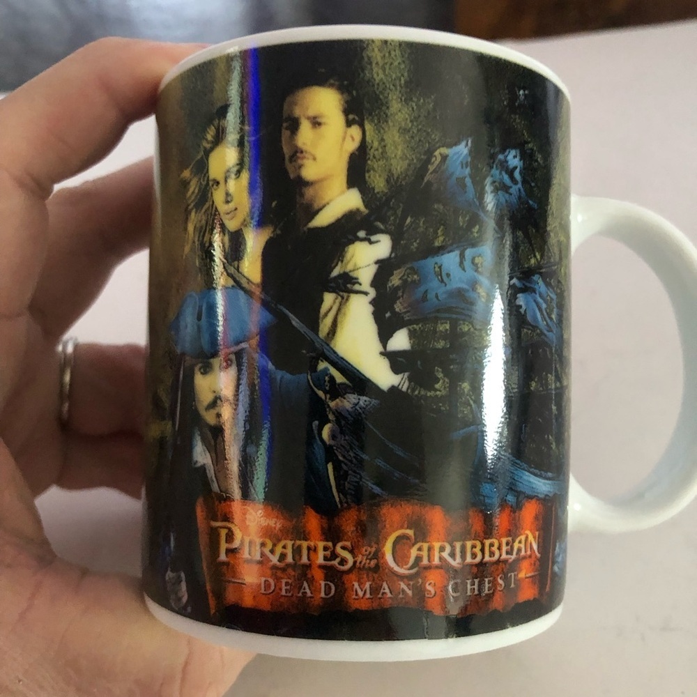 Vintage Pirates of the Caribbean Mug in excellent shape, great for the collector